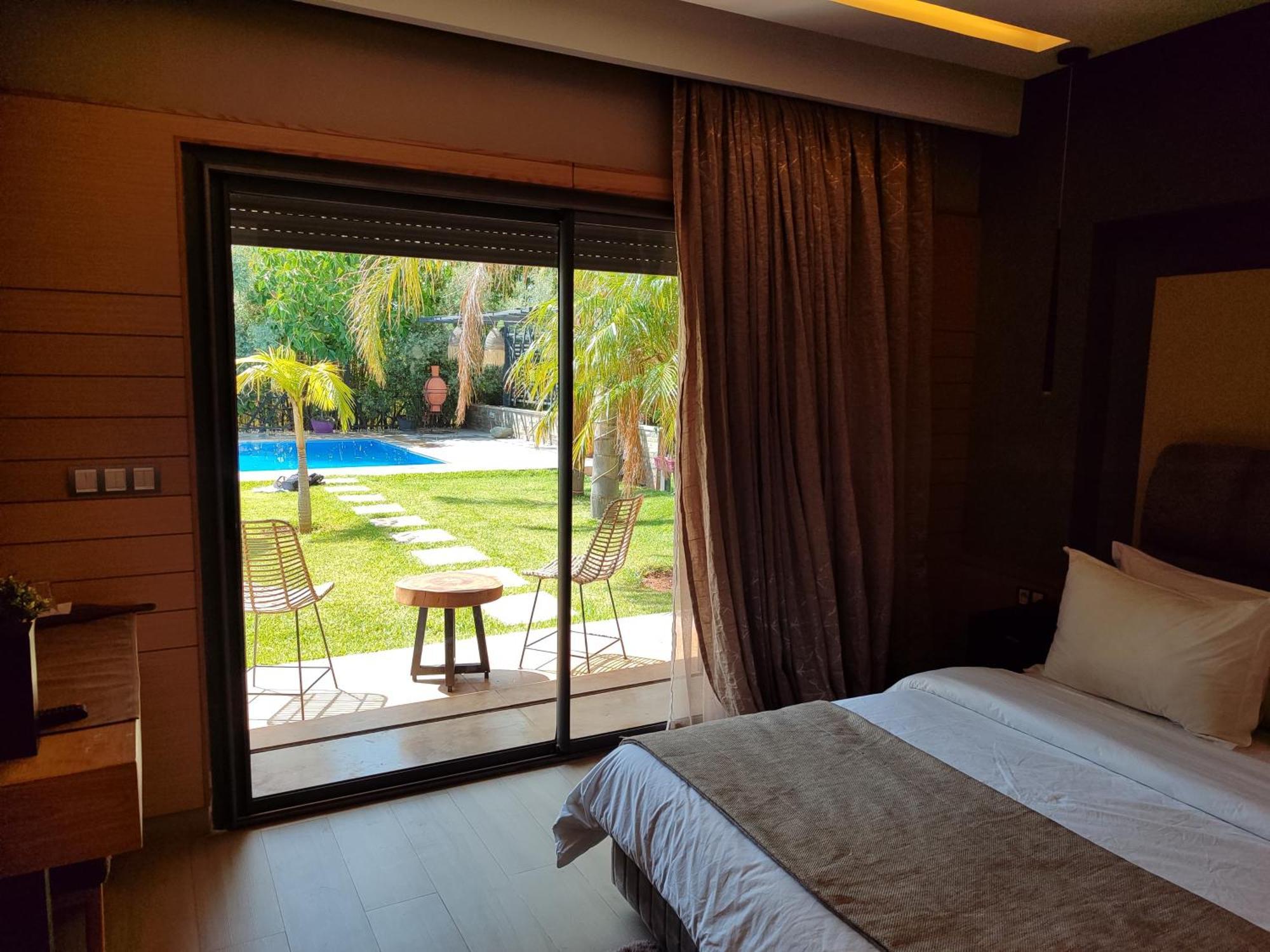 Riad Bella Montana Ain Cheggag Luaran gambar